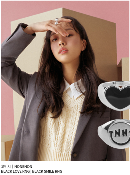 Nonenon Black Smile Ring #Celebrity Accessory #Girls` Generation-Hyoyeon #Weekly #Monsta X-Minhyuk #Minsi Go(Actress) from Korea_H1